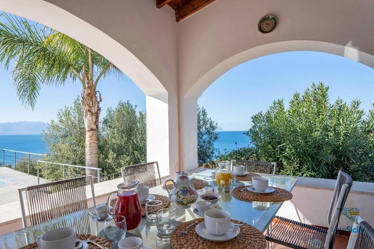 Villa Giacona Venuti Terrasini