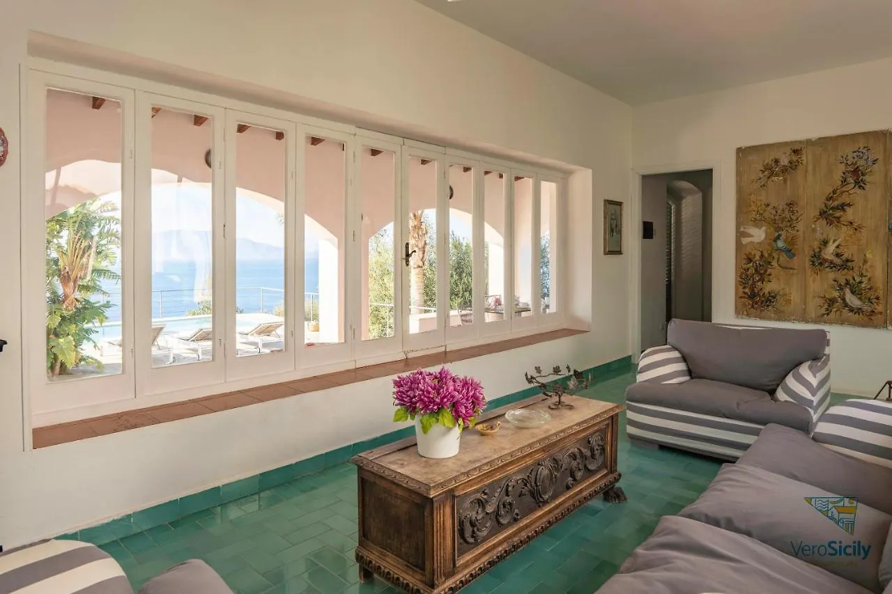 Villa Giacona Venuti Terrasini
